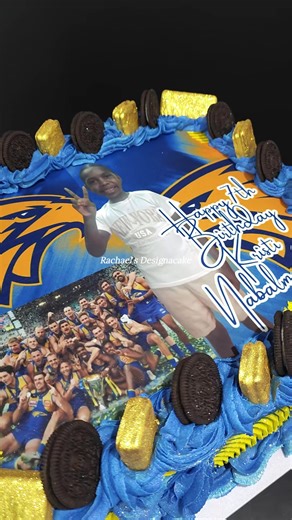 Different teams. Same love for the game🏉 From Carlton to Essendon, Collingwood and more, these photo cakes were made for true footy fans who wanted their team pride front and centre on their special day. Memories, milestones and a little friendly rivalry… all in edible form.💙❤️🖤🤍 Which team would you choose?👀 . . . #AFL #FootyCake #photocake #cakesofinstagram #cakes
