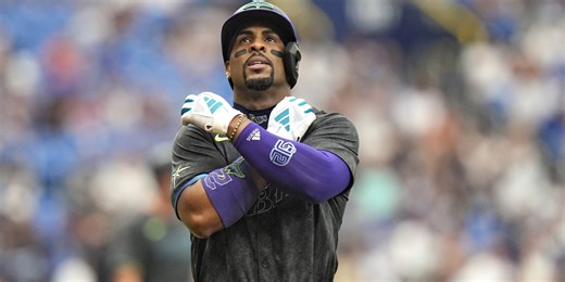 It's the Yandy and Randy show as Rays slug past Yanks