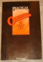 Amazon.com: Practical Occultism in Daily Life: 9780850301335: Fortune: 圖書