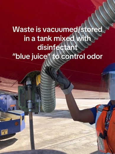 Replying to @pbvahimali How to use the washroom part 3#travelfacts #qatarairways🇶🇦 #lavotory #airlines @LIFE👀 @philipntsiful @NANA AKWASI@BBF🇬🇧 @nattybanton722 @Accredited Ara ❤️🙏💐🌍 @Jerry love ❤️