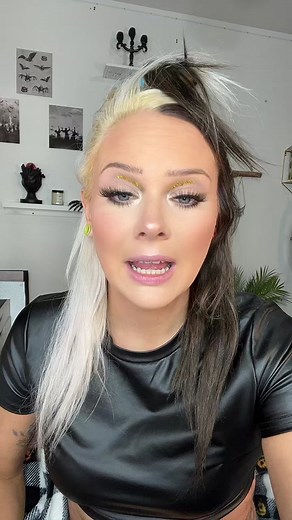 This is a safe soace for belly stank #bellybuttonsupportgroup