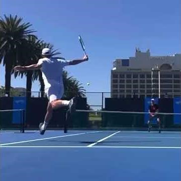 One hand backhand return tips