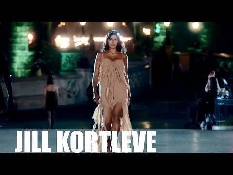 JILL KORTLEVE Best Model Moments SS 2025 - 4K