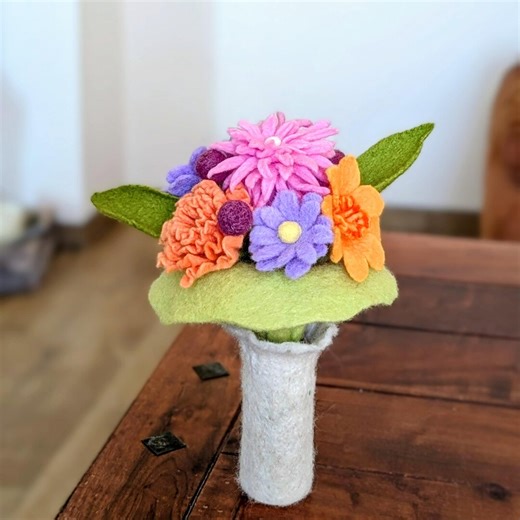 Spring-like Felt Flower Bouquet - Wet Felted & Handmade - Sustainable Decoration and Gift Idea - Eternal Flowers in a Floral Style - Etsy