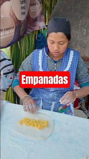 He makes it look easy 😬 that's how you wrap an empanada