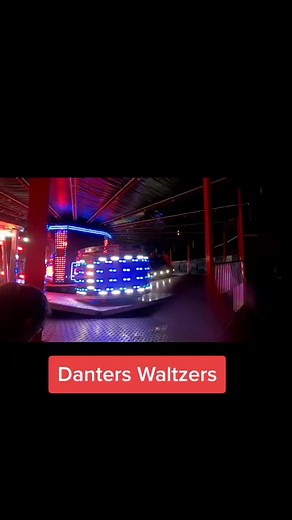Thrilling Fairground Experience: Fastest Waltzer Ride