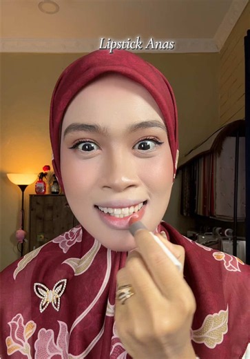 Lipstick Anas — Long-Lasting Lipstick Stain Guide