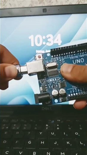 how to program a Arduino #shorts
