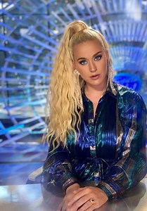 Katy Perry Live Stream Video 12/21/2020 • CelebMafia