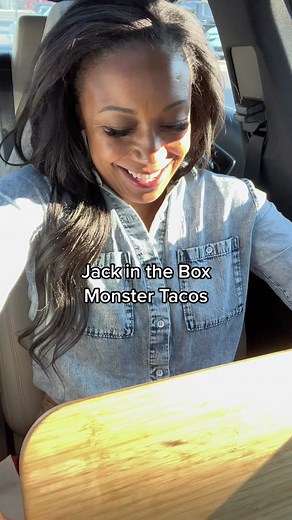 Delicious Avocado Lime Sauce for Your Jack in the Box Tacos