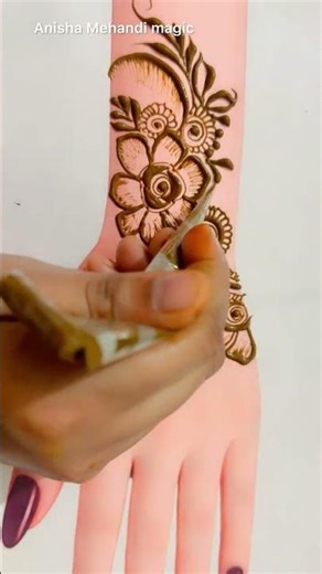 EASY Mehndi Designs for Beginners (with tips!)
