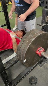 1.1K views · 11 reactions | Decline Bench (M/E 5x5) and some Speed Bench (Against Bands 10x3). Two different methods and has one endgame=MAKE THE ATHLETE STRONGER. #strengthtraining #strengthandconditioning #football #benchpress #bench #motivation | Tank's Training-Facility | Facebook