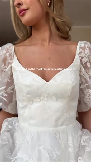 The Aster Gown: A Dream Wedding Dress for 2026