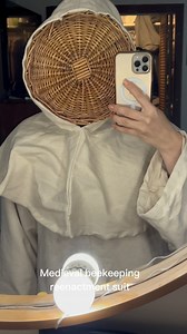 378K views · 3K reactions | Putting the mead in MedievalAshley since 2019. Better beelieve it.    @craftabrew DIY Kit in bio @burgschneider medieval garb in bio (with discount) #mead #beekeeper #medievalbeekeeper #onedayafter #renfaire #medievalfair #medievalashley #craftabrew | Medieval Ashley | Facebook