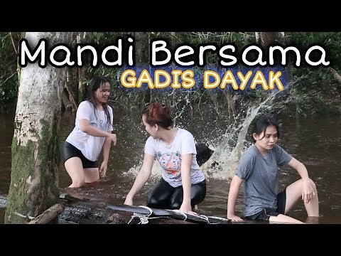 FINALLY BATHING IN THIS RIVER AGAIN with YOLA || A Dayak girl from Kalimantan