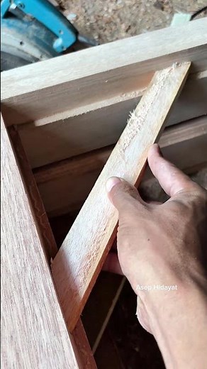 How to Prevent Wood Posts from Shifting with Corner Supports | Carpentry Hack #woodworking #diy