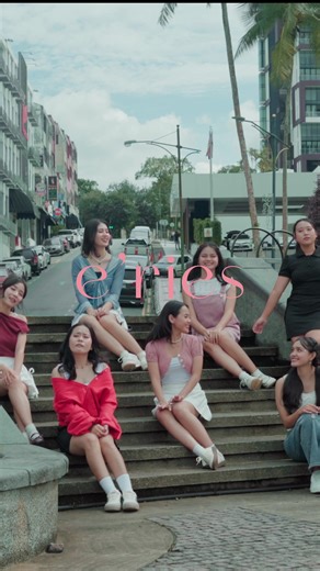 Kau Adalah akhirnya rilis! 😍 Kau Adalah merupakan single pertama debut E’ries 🥰 MV terbaru dari E’ries tayang hari ini jam 18.00 WIB ❤️ Eksklusif di YouTube E’ries Official 🔥 Jangan cuma dengar, rasakan ❤️ #KauAdalah #Eries #ipop #MusicVideo #MVRelease