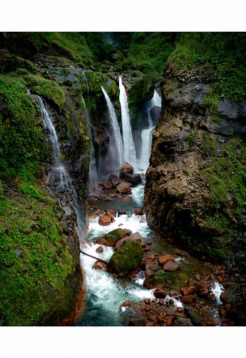 Descubre Catarata Quebrada Gata en Costa Rica