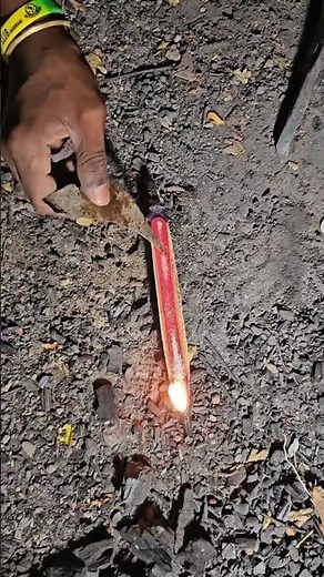 How Tribals Make Iron for Arrows – Two Ancient Techniques #shortvideo