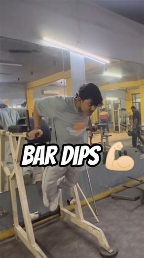 triceps bar dips 💀#gymworkout #bardips #tricepsworkout #shorts #gymshorts #video