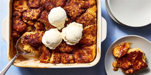 Snickerdoodle Cobbler Is The Combo Dessert You Deserve