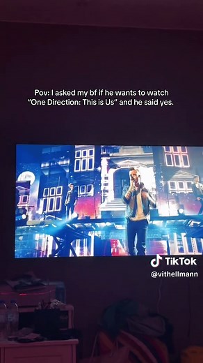 Vitoria Hellmann على TikTok