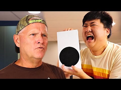 Psycho Dad Destroys Xbox Series S