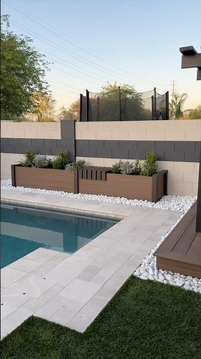 DIY Outdoor Planter with Seating! #handmadeplanter #diyproject #backyard #diyhome