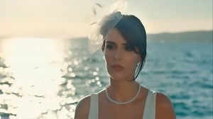 Fenomeni turk, sërish në Tring…😍 Pas një kthese të befasishme që përfshiu kryekëput personazhet, episodet e reja të “Tri motrat” do t’ju lënë me zemër në dorë. Një grua, një dashuri, një zgjedhje, një familje… asgjë nuk është si më parë. Tri motrat, sezoni i ri, premierë ekskluzive nga 25 tetori, e hënë - e premte në orën 20:10 në Tring Series dhe 21:00 në 3plus | Tring