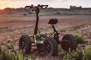 EZRaider : une étonnante et très puissante (2X1200W) trottinette électrique tout terrain