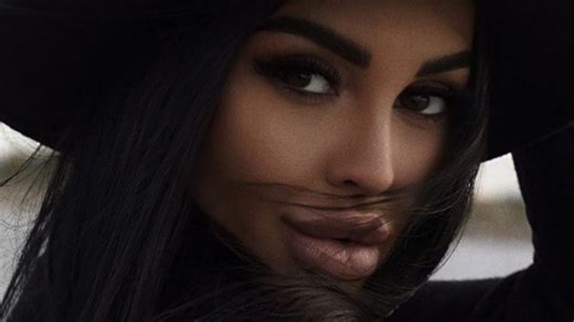 "Ellie Goulding - Lights" HD Music Video (Supermodels Remix)