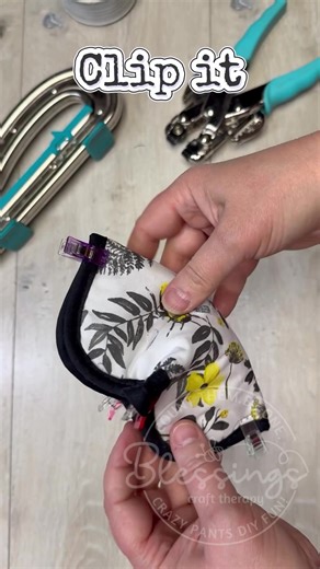 Dollar Tree Potholder… turned TRINKET TRAY?! 😱 You won’t believe this easy DIY! | Blessings Craft Therapy