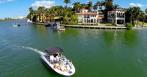 Private Boat Tour in Miami | 2 hour Speedboat Tour
