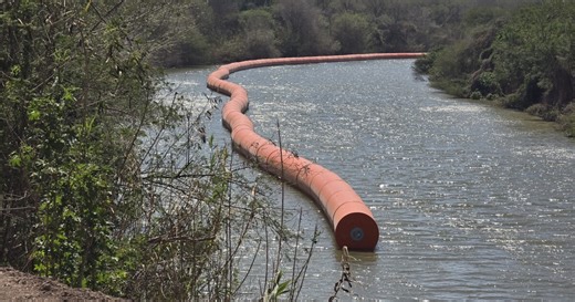 New DHS border buoys in the Rio Grande raise concerns