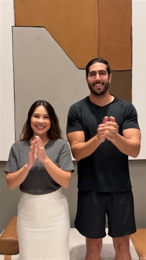 Jonathan Nemer on Instagram: "Casar foi a melhor coisa que me aconteceu… não lembro nem dos nomes de outras mulheres 😭😭😭😭 Os maridos de vcs também são assim? Kkkkkkkkkkkk compartilhe com ele pra ele aprender 🎟️ PRÓXIMOS SHOWS 24/11 São Paulo/SP 25/11 Santa Bárbara d’Oeste/SP 26/11 Piracicaba/SP 27/11 Belém/PA 28/11 Cuiabá/MT 29/11 Ribeirão Preto/SP 30/11 Curitiba/PR 01/12 Londrina/PR 02/12 Uberlândia/MG 03/12 Guarulhos/SP 04/12 Bauru/SP 05/12 Jundiaí/SP 06/12 Volta Redonda/RJ 07/12 Nova Fri