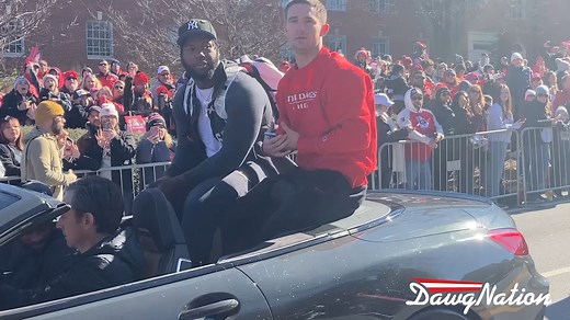 Stetson Bennett gets emotional during his final Dawg Walk | UGA DawgNation – Georgia Bulldogs