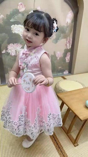 Chinese Style Baby Girl Fashion and Dance Playtime