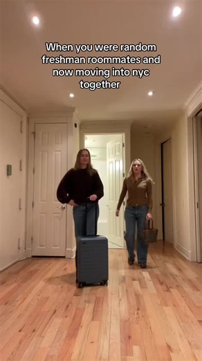 The Carol and Peg (and Claire!!) show continues #roommates #nyc @carolinesapir