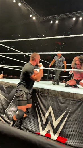 bron breakker troll cm punk live event