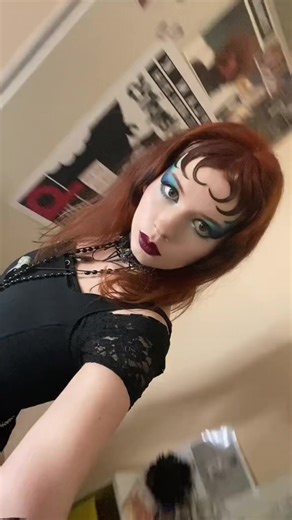 Exploring Alternative Makeup Styles for Alt Girls