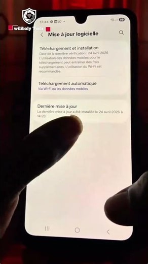 AUTOMATIC UPDATE 📱 iPhone & Android: Activate it NOW! 🚀