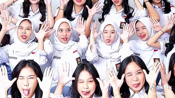 Exploring the Clueless TV Series and Film