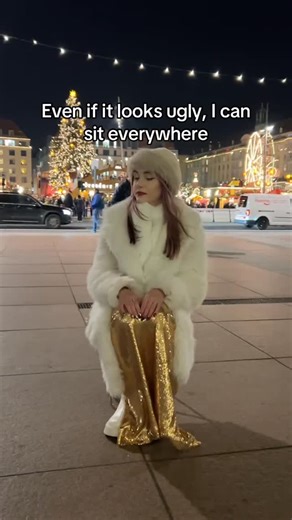 Fit Moral™ | Fitness on Instagram: "Click the link in 👉 @zeroeights_ bio to get your Foldable Travel Stool Bag! Tag someone who needs to buy this! 💼🪑 LIMITED TIME SALE! Link in their bio to get yours now! 🔥"