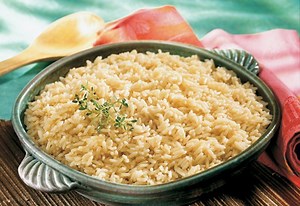 How to Cook Rice in Chicken Broth - We Know Rice