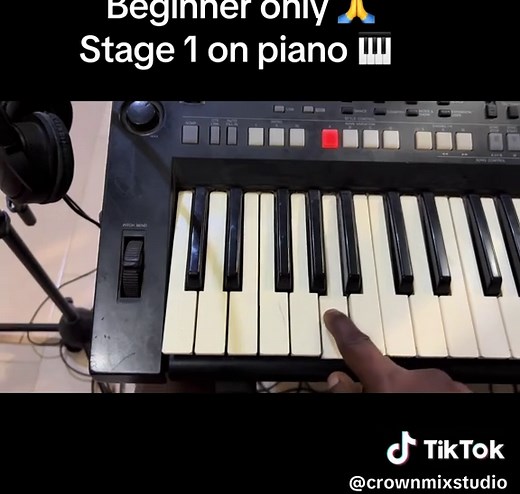 Beginner Piano Tutorial: Understanding Major and Accidental Keys