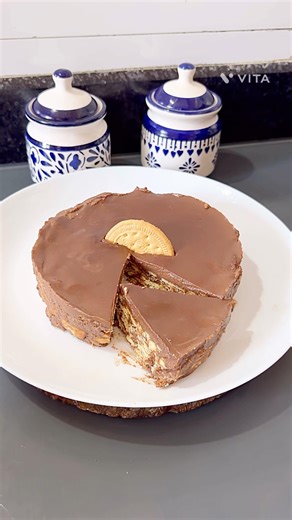 Chocolate biscuits cake #easyrecipe recipe #food #recipe #cooking #chocolatebiscuitcake #shorts