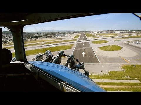 Ford Tri-Motor Cockpit Video - Takeoff/Landing At KLGB