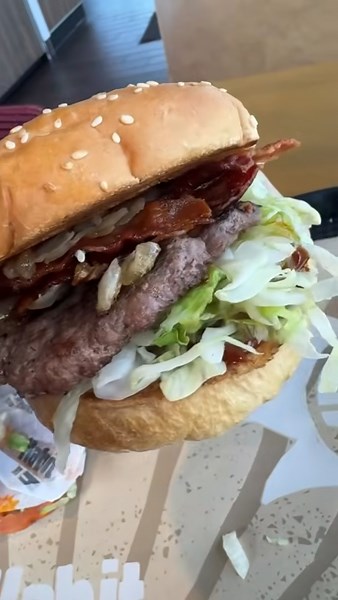 Habit Burger taste test is it really as good as everyone says