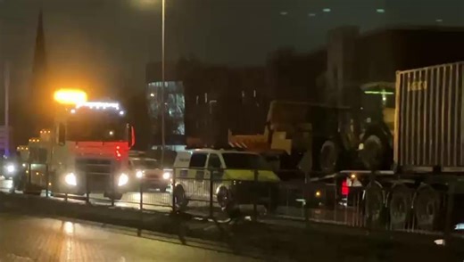 Two lorries crash on major road near KFC | Liverpool Echo News