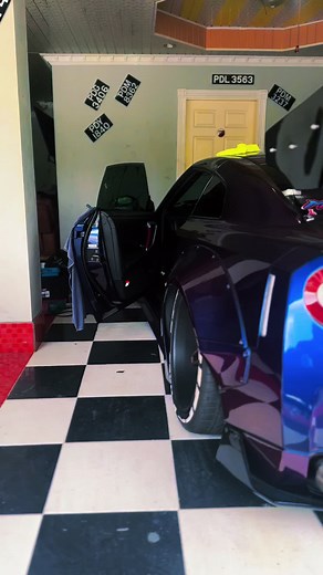 Nissan GTR R35 Tinted Windows Upgrade